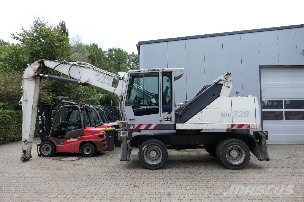 Fuchs MHL 320 Materjalikäitlusmasinad