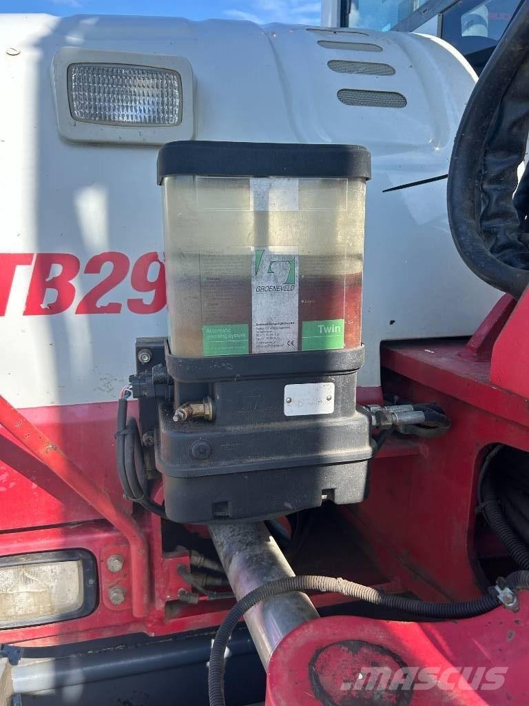 Takeuchi TB 295 W Ratasekskavaatorid