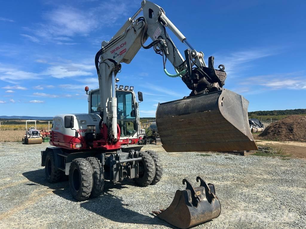 Takeuchi TB 295 W Ratasekskavaatorid