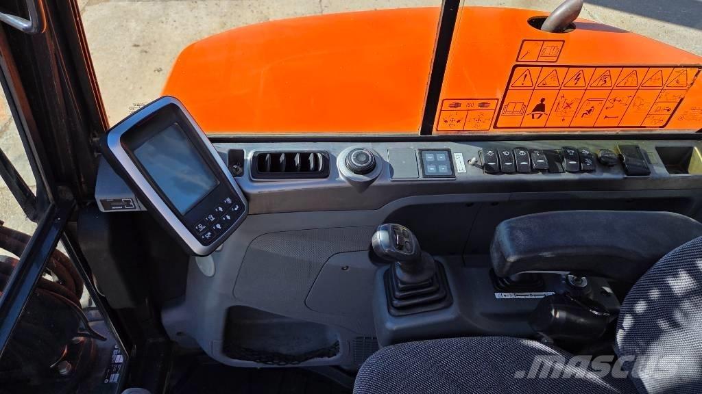 Doosan DX 63 R Miniekskavaatorid < 7 t