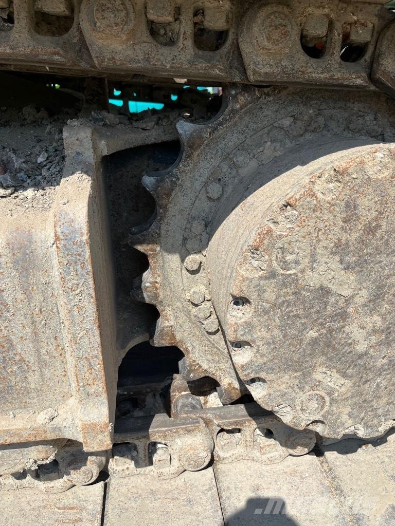 Kobelco SK 210 LC-10 Roomikekskavaatorid