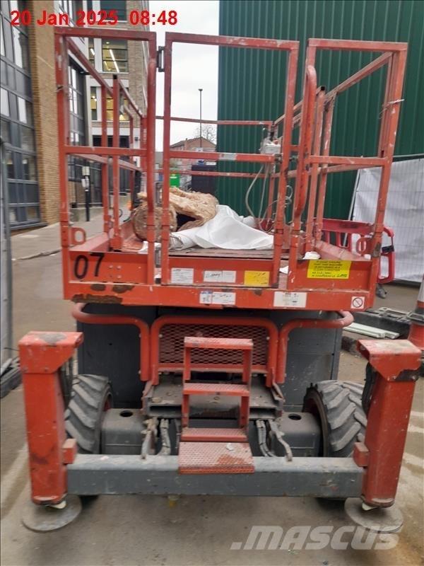 SkyJack 6832 RT Käärtõstukid