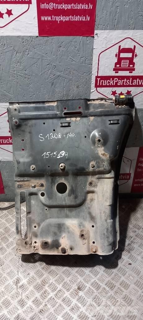 Scania 94 D.   1515194 Kabiinid