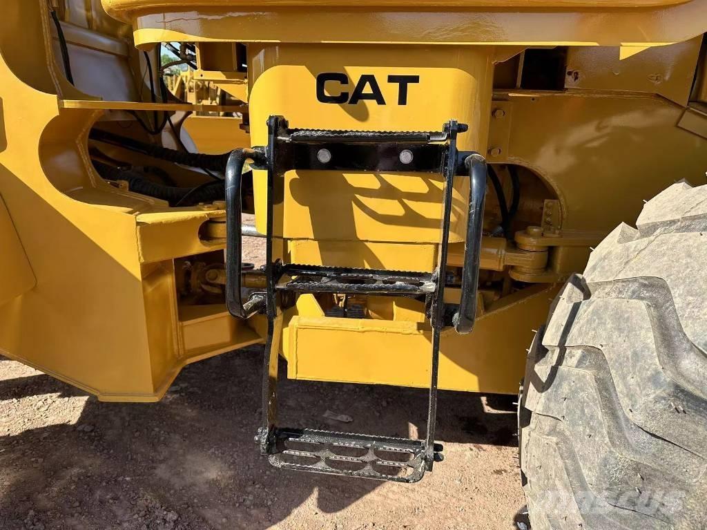 CAT 966H Rataslaadurid