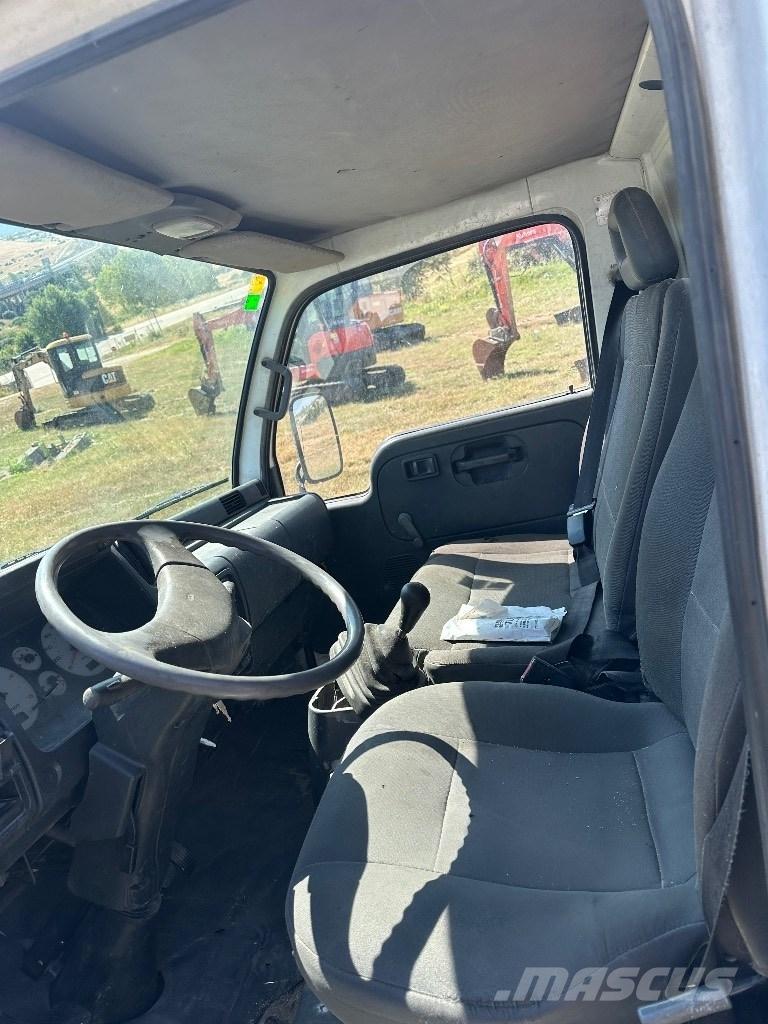 Nissan CABSTAR 35.13 Järelveetavad korvtõstukid