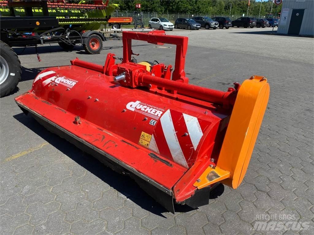 Dücker UM27 F Muu silokoristustehnika