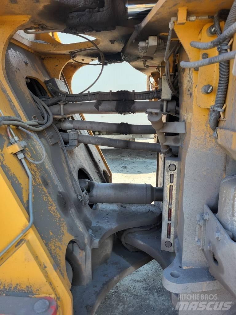Volvo L 250 H Rataslaadurid