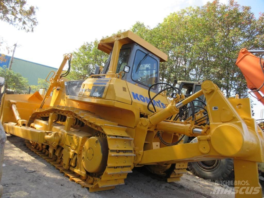 Komatsu D 155A Buldooserid