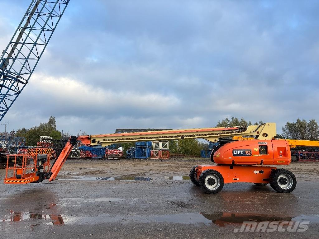 JLG 860 SJ Teleskoop poomtõstukid