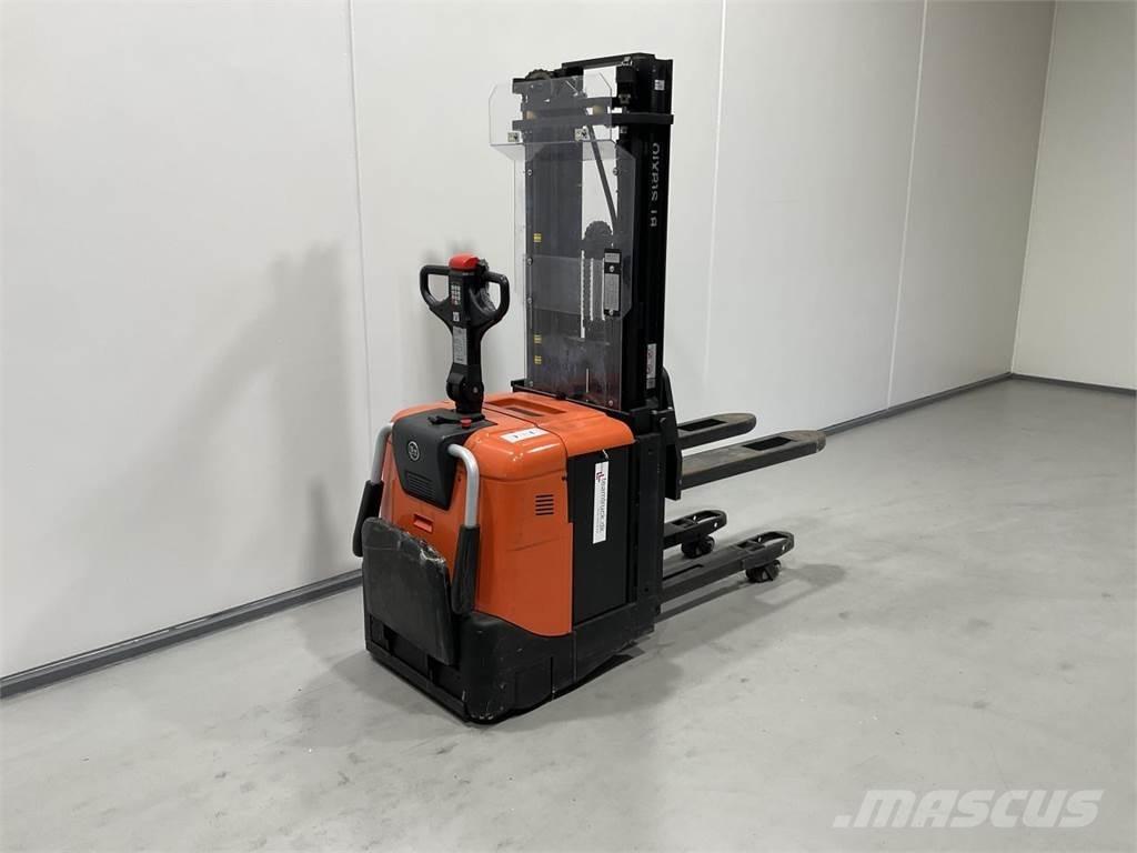 BT SPE125L Platvormiga virnastajad