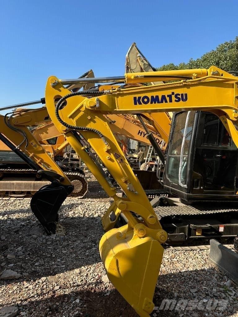 Komatsu PC 40 Roomikekskavaatorid