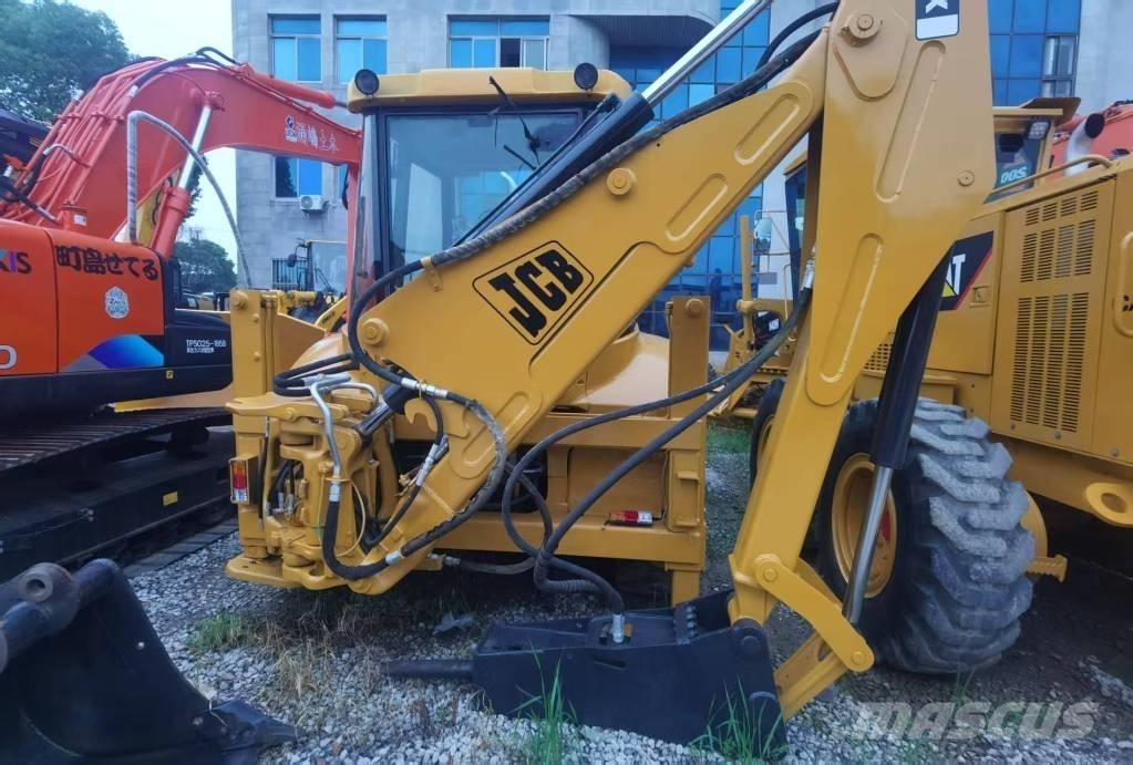 JCB 4 CX Ekskavaatorlaadurid