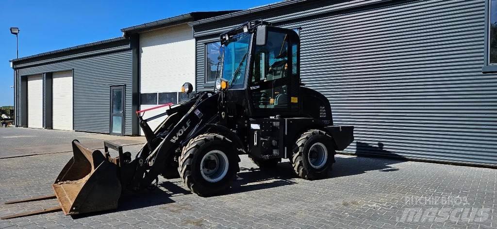 Wolf WL 120 Rataslaadurid