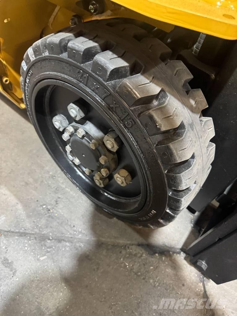 CAT FGC25N Kahveltõstukid - muud