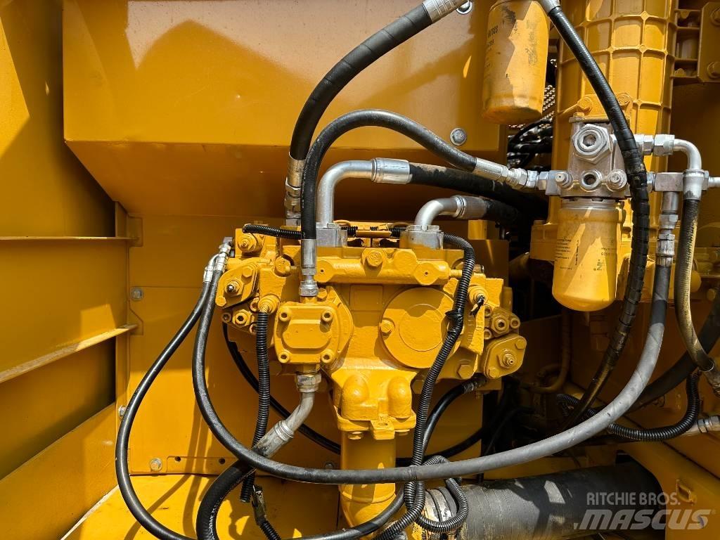 CAT CAT320C Väikeekskavaatorid 7t-12t