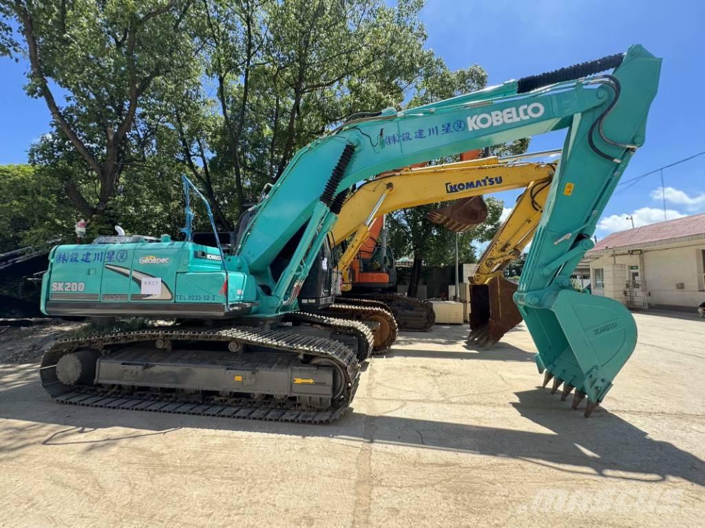Kobelco SK200-8 Roomikekskavaatorid