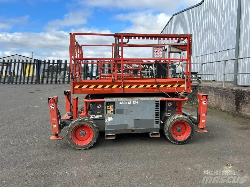 SkyJack SJ 6826 RT Käärtõstukid