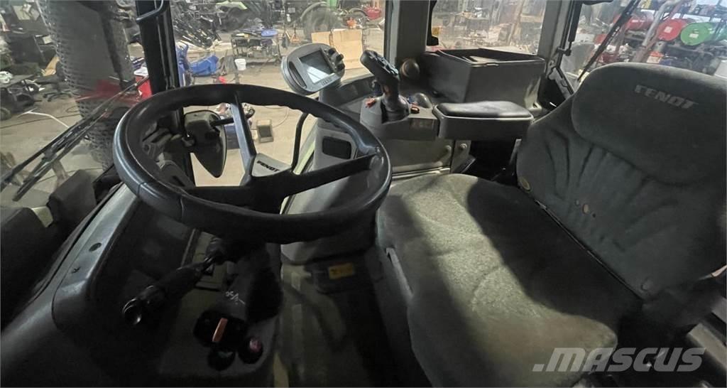 Fendt 820 Vario Traktorid