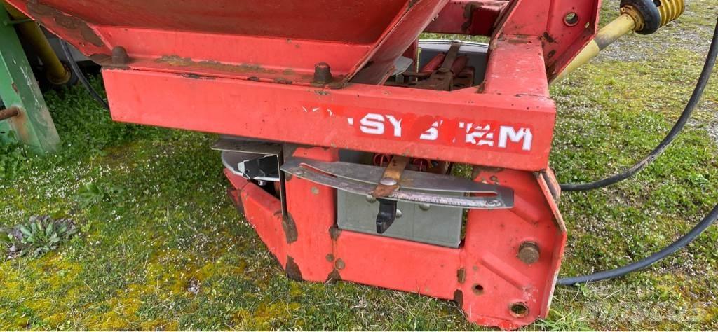 Kuhn MDS 921 Väetisekülvikud pihustiga