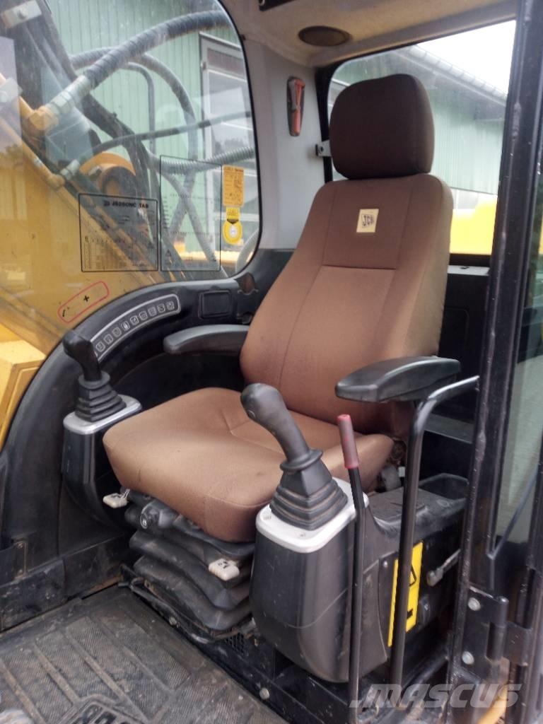 JCB JS260 JS240 Roomikekskavaatorid