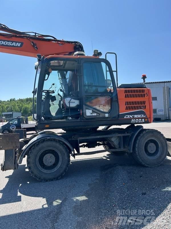 Doosan DX 160 w-5 Ratasekskavaatorid