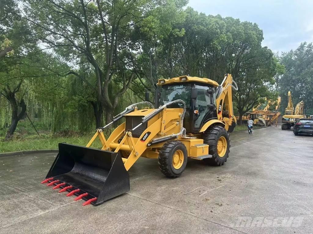 CAT 420F Ekskavaatorlaadurid