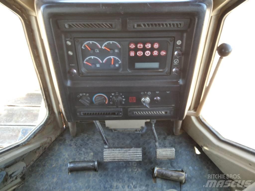 CAT D 6 M LGP Buldooserid
