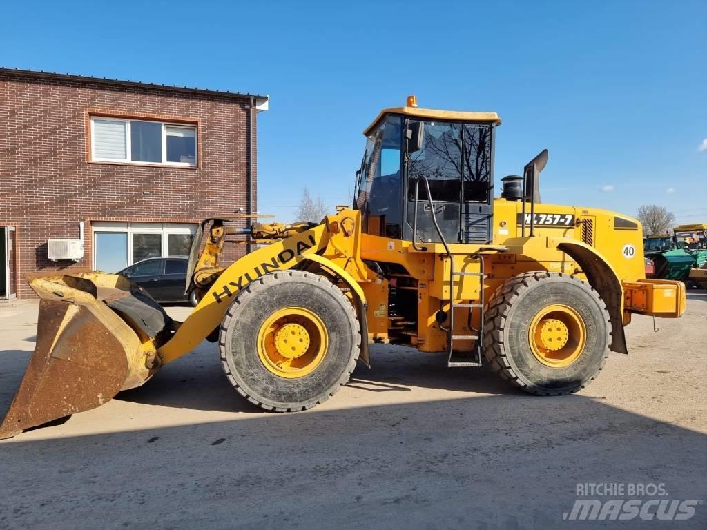 Hyundai HL 757-7 Rataslaadurid