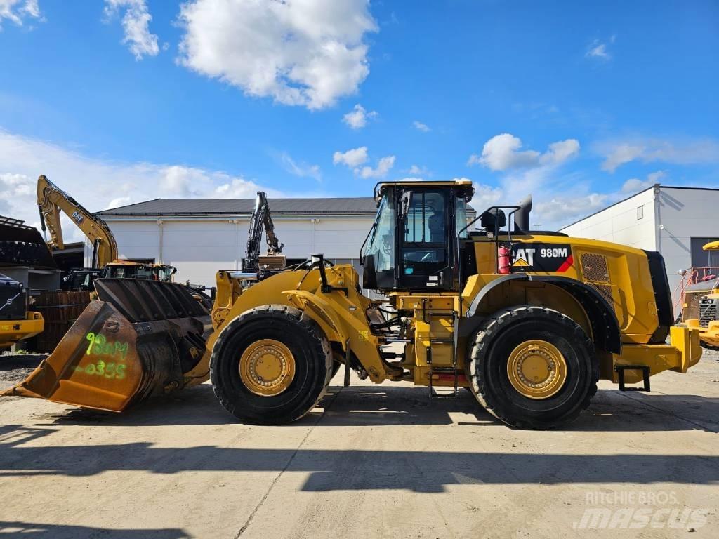 CAT 980M Rataslaadurid