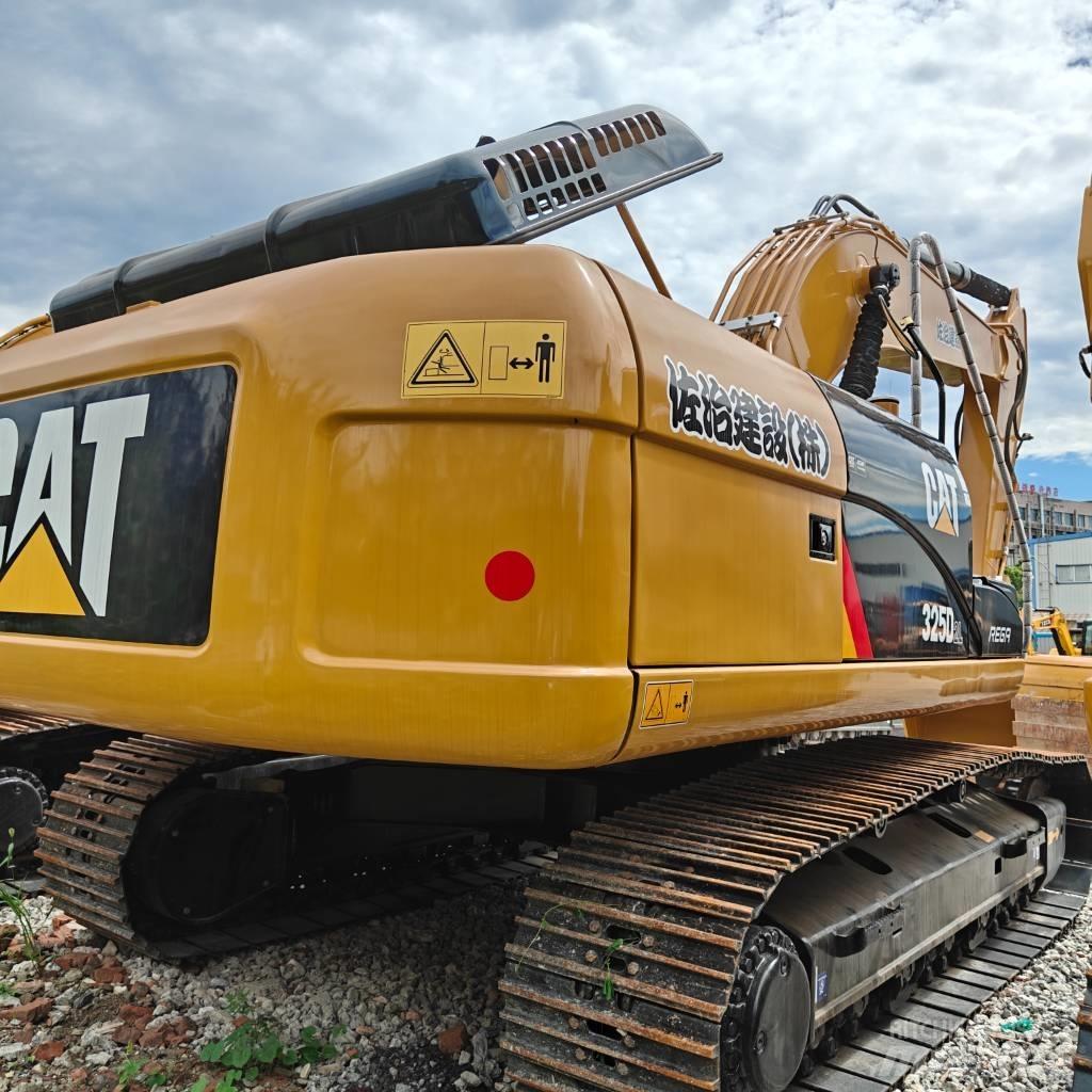 CAT 325D Roomikekskavaatorid