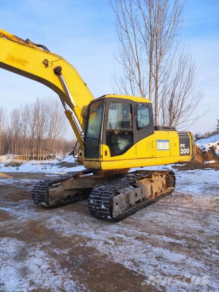 Komatsu pc200-7 Roomikekskavaatorid