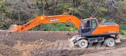 Doosan DX210WA Ratasekskavaatorid