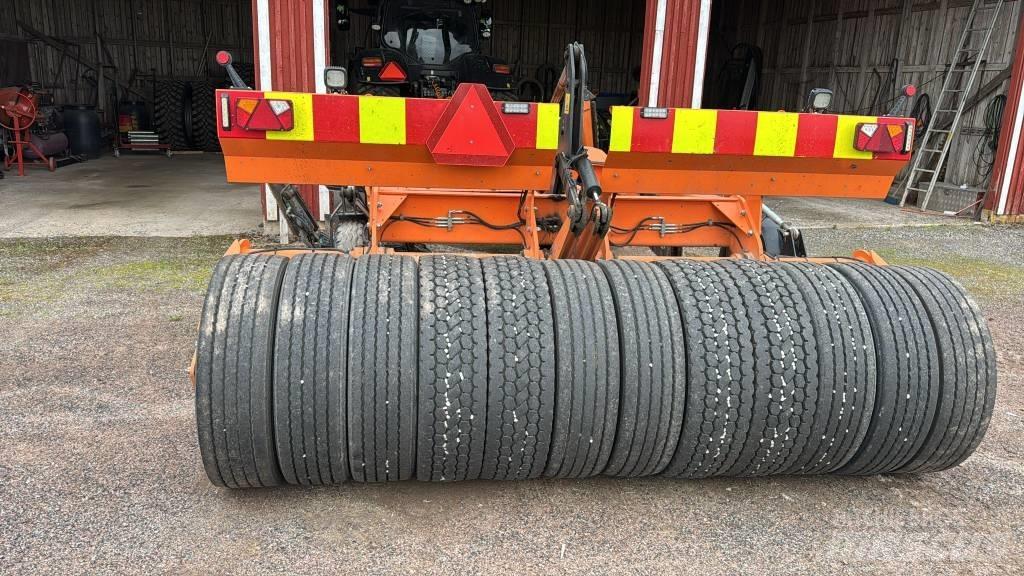 FMG TLN 570 TULOSSA Greiderid