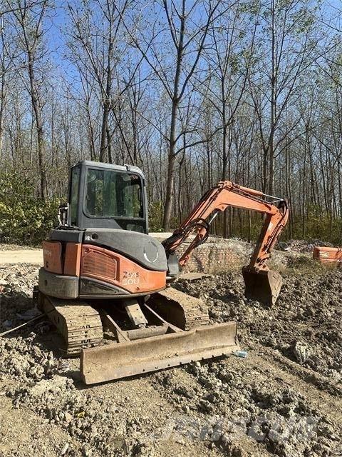 Hitachi ZX50 Miniekskavaatorid < 7 t