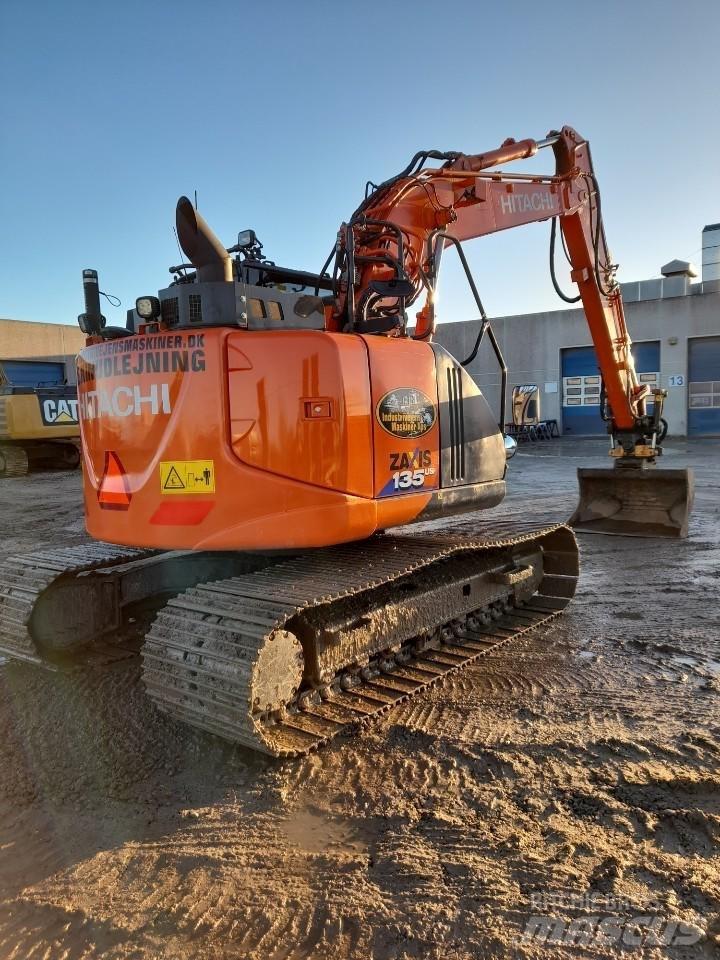 Hitachi ZX 135 US-6 Roomikekskavaatorid