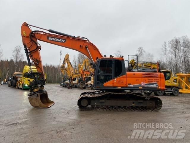Doosan DX 255 LC-5 Roomikekskavaatorid