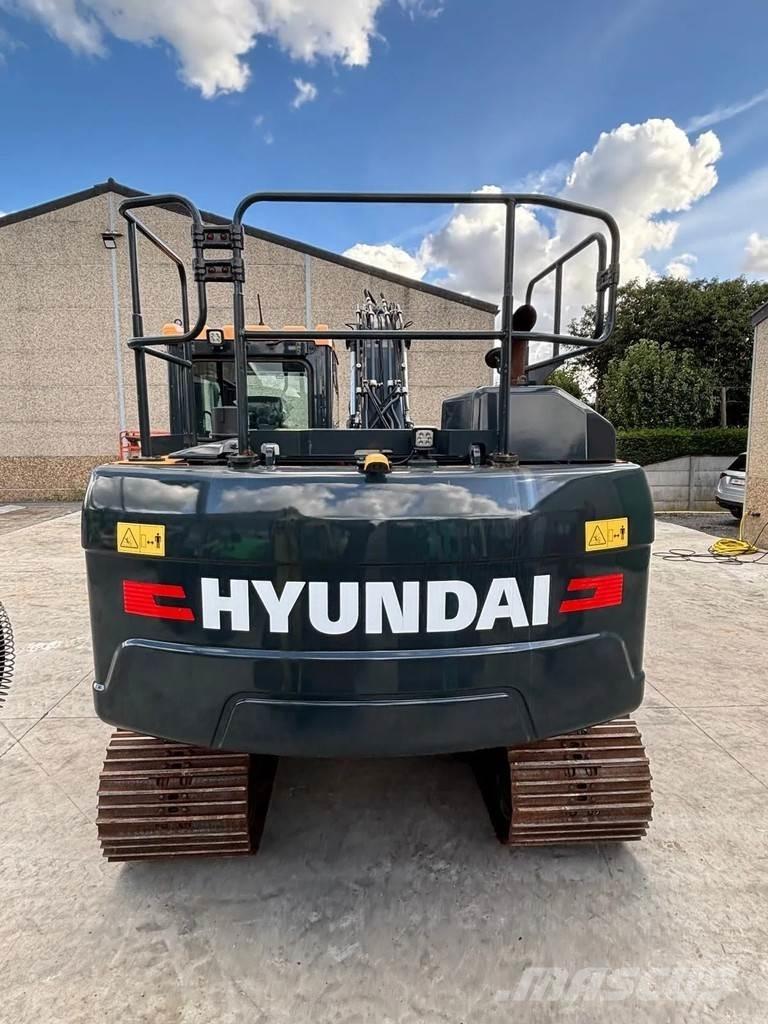 Hyundai HX140AL Roomikekskavaatorid
