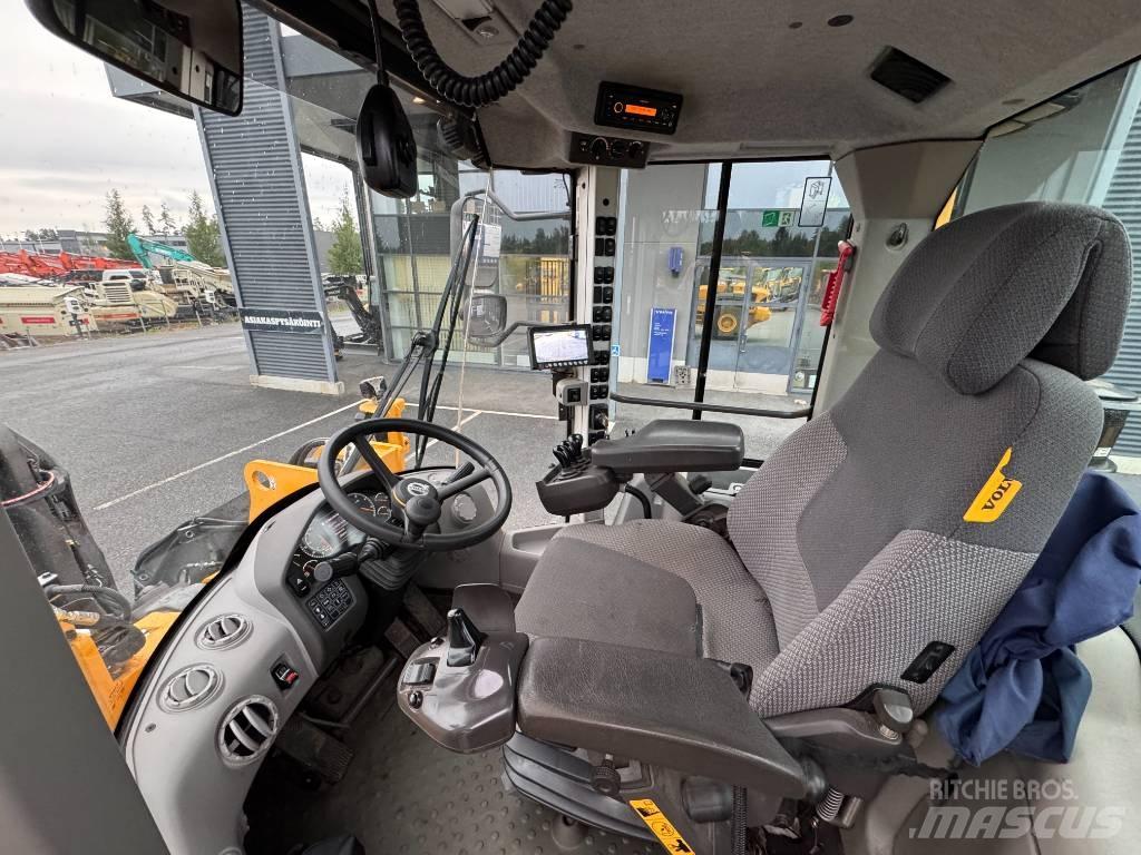Volvo L 120 H Rataslaadurid