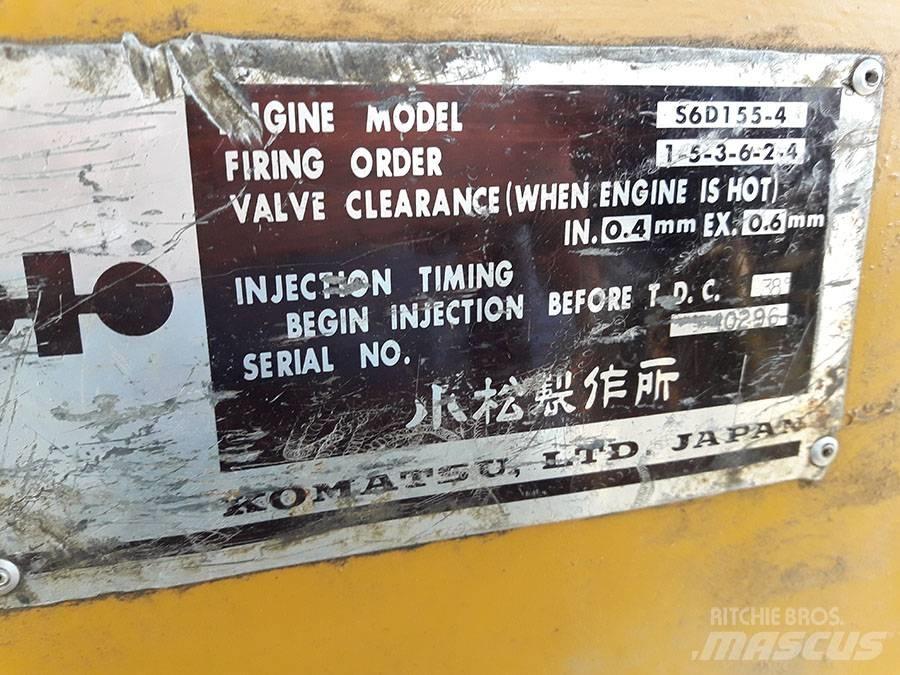 Komatsu D 155 A-1 Buldooserid