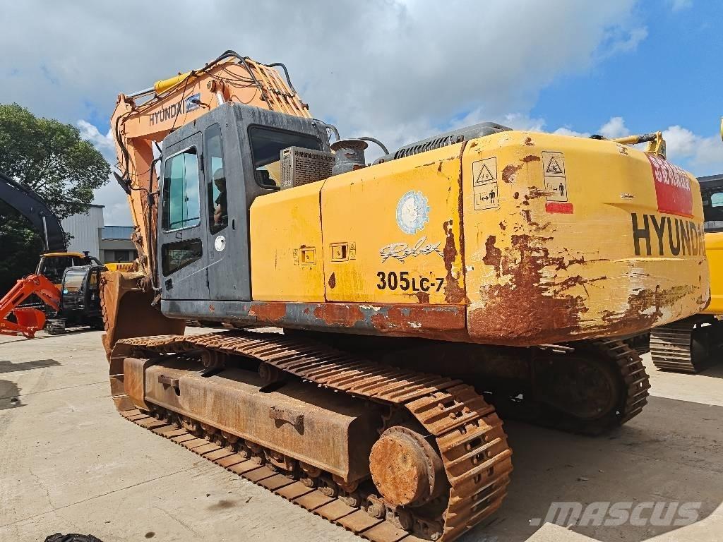 Hyundai R305LC-7 Roomikekskavaatorid