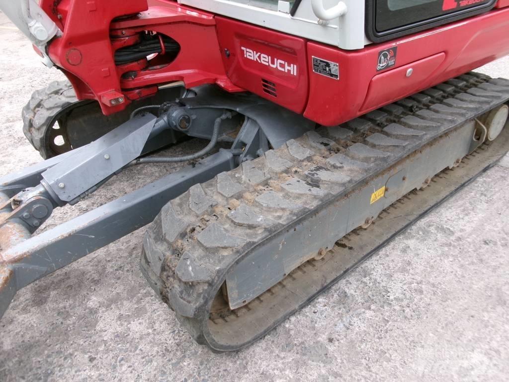 Takeuchi TB 240 Miniekskavaatorid < 7 t