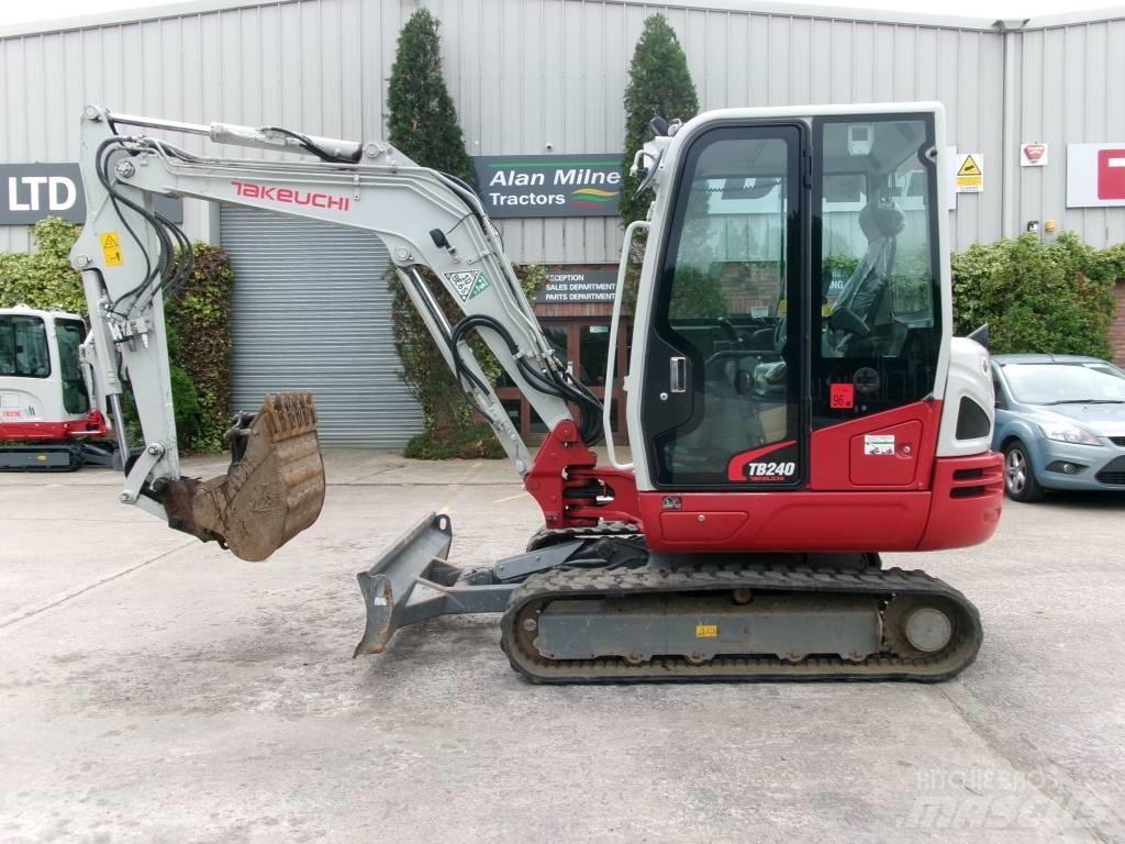 Takeuchi TB 240 Miniekskavaatorid < 7 t