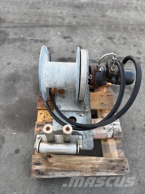 Woma USED WINCH Puurimisseadmete tarvikud ja varuosad