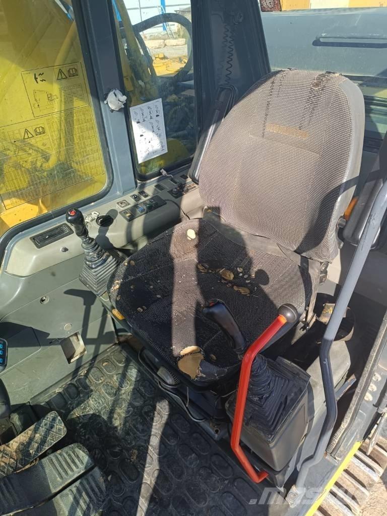 Komatsu PC 240 NLC Roomikekskavaatorid