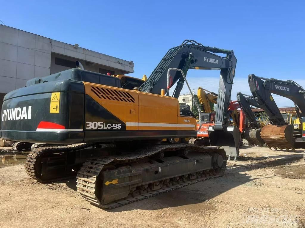 Hyundai Robex 305 LC Roomikekskavaatorid