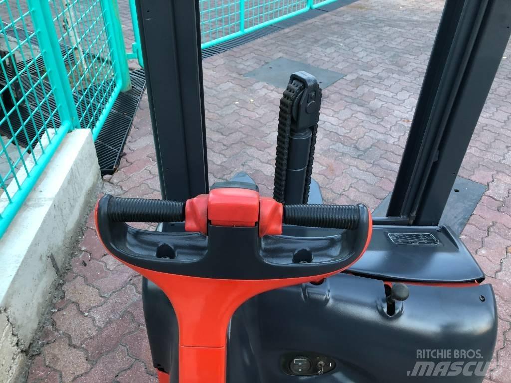Linde L 12 V-3108 Järelkäidavad virnastajad