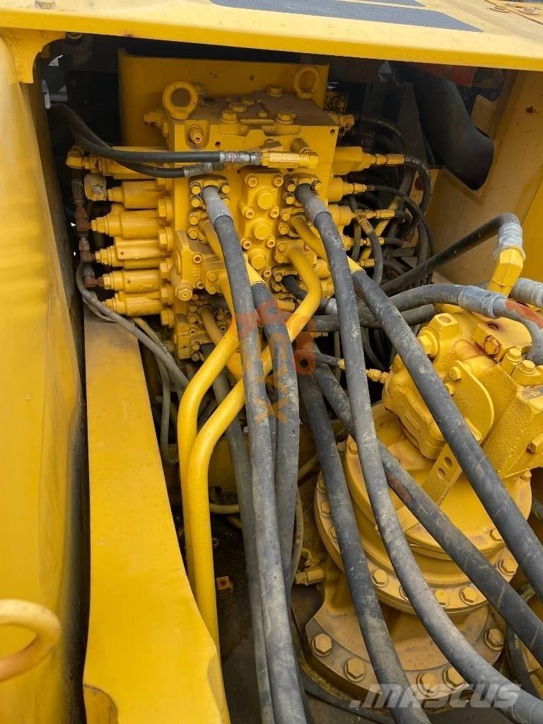 Komatsu PC 270 Roomikekskavaatorid