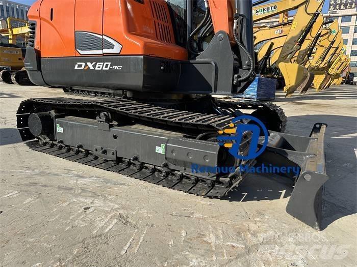 Doosan DX 60 Miniekskavaatorid < 7 t