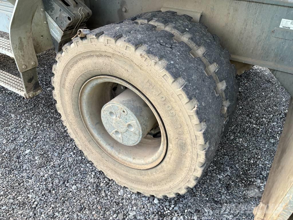 Liebherr LH 24 M Materjalikäitlusmasinad