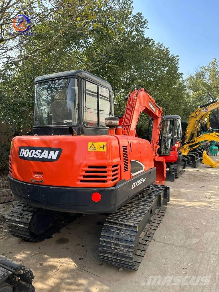 Doosan 55 Miniekskavaatorid < 7 t